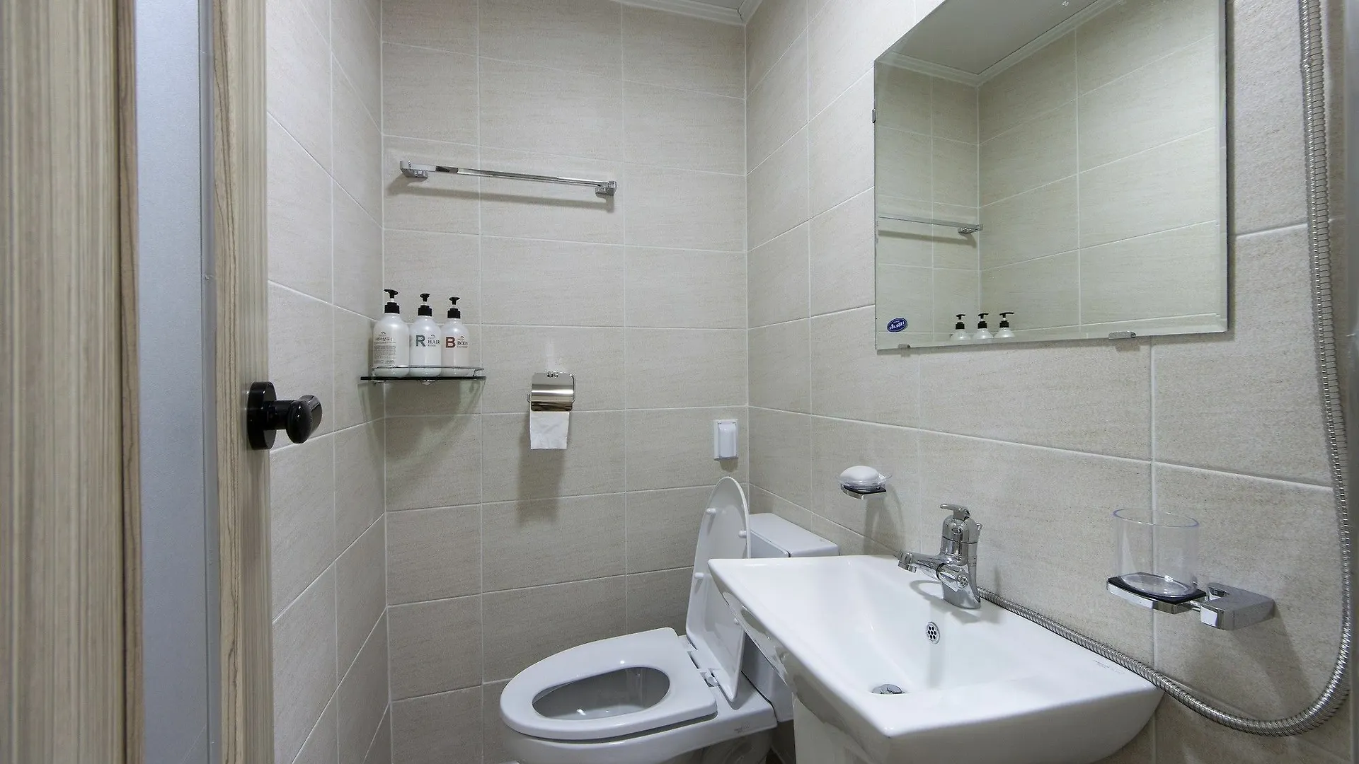 Charim Guesthouse Seoul 2*,  South Korea